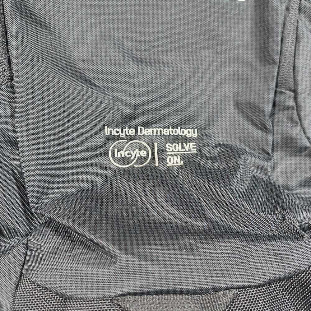Thule Achiever Backpack Black 15in Laptop Travel Commuter Padded 24L Capacity - Picture 3 of 16